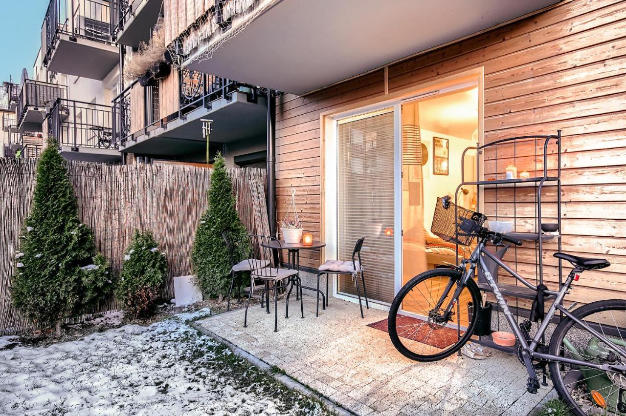 Urocze Mieszkanie Z Ogrodkiem I Bezplatny Parking Breslavia Exterior foto